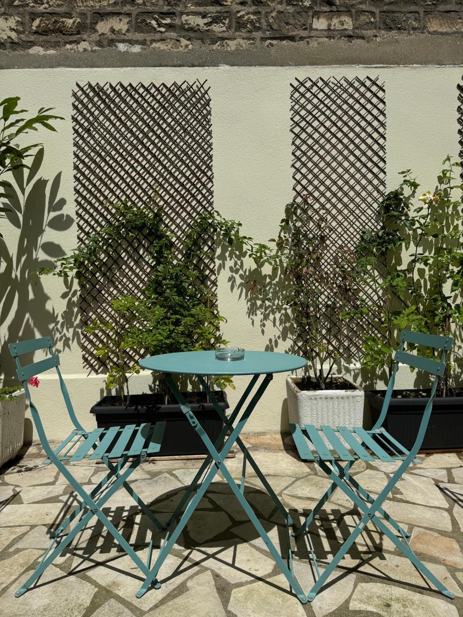 Hipotel Lilas Gambetta Париж Екстериор снимка