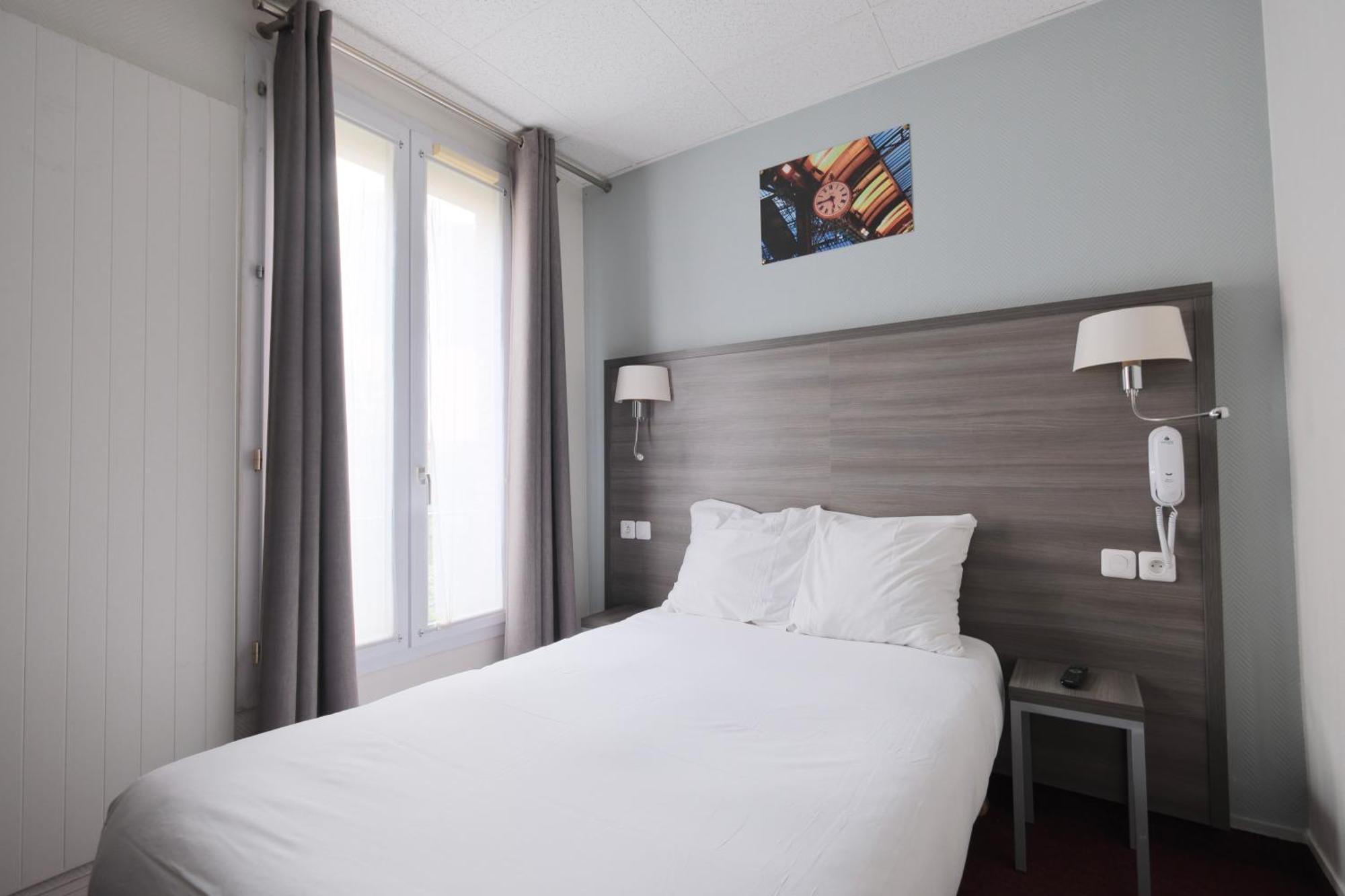 Hipotel Lilas Gambetta Париж Екстериор снимка